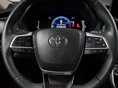 Certified 2026 Toyota Grand Highlander FWD image 12