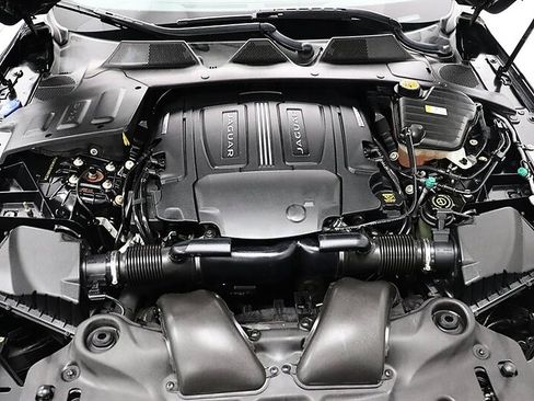 Used 2015 Jaguar XJ L Portfolio RWD image 57