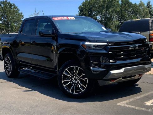 Used 2024 Chevrolet Colorado Z71 w/ Z71 Convenience Package 2 AWD/4WD image 34