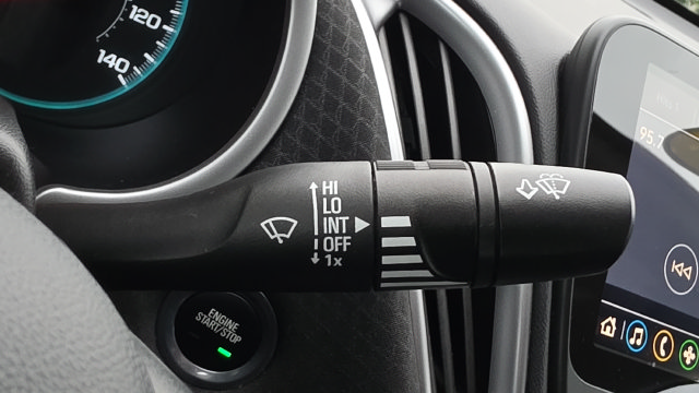 Used 2025 Chevrolet Malibu LT FWD image 18