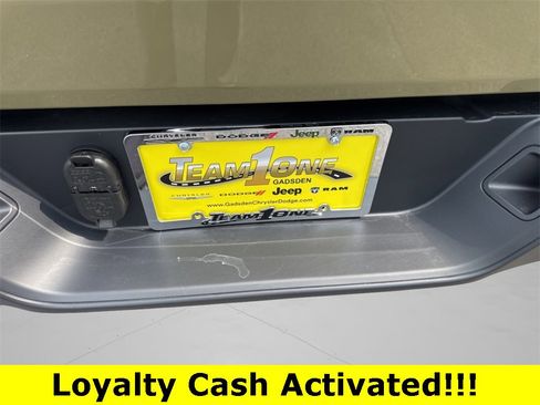 New 2025 Jeep Gladiator Sport image 25