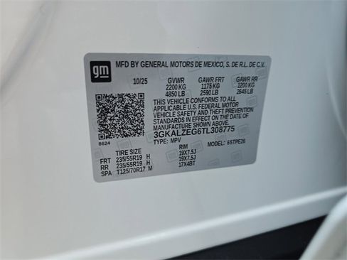 New 2026 GMC Terrain Denali w/ LPO, Floor Liner Package image 30