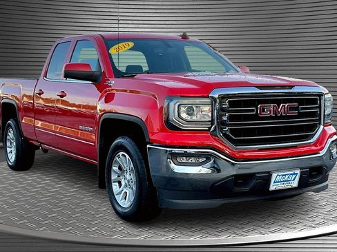 Used 2019 GMC Sierra 1500 SLE w/ SLE Value Package image 1