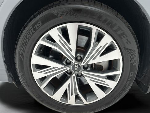 Used 2023 Audi Q4 e-tron Premium Plus w/ Premium Plus RWD image 9