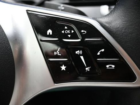 Used 2022 Mercedes-Benz C 300 Sedan image 8