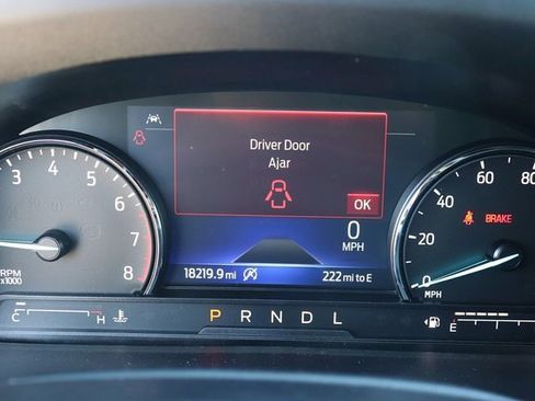 Used 2024 Ford Explorer XLT w/ Equipment Group 202A image 18