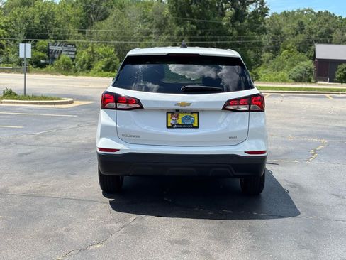 Used 2023 Chevrolet Equinox LS w/ LS Convenience Package AWD/4WD image 7