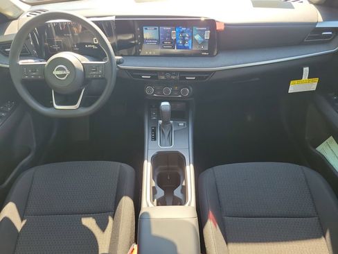 New 2026 Nissan Kicks S image 18