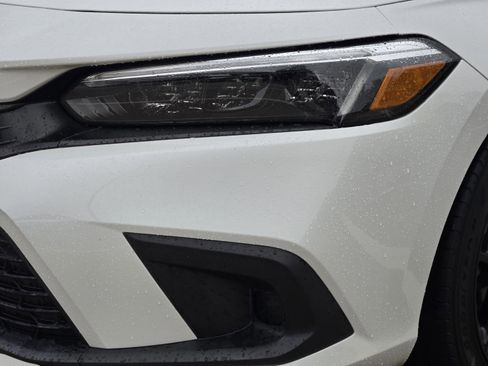Certified 2024 Honda Civic Sport image 28