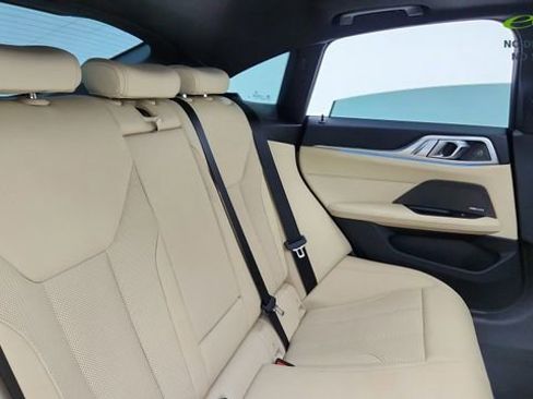 Used 2025 BMW i4 eDrive40 w/ Premium Package RWD image 26