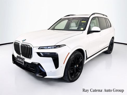 Certified 2024 BMW X7 xDrive40i w/ M Sport Package AWD/4WD image 3
