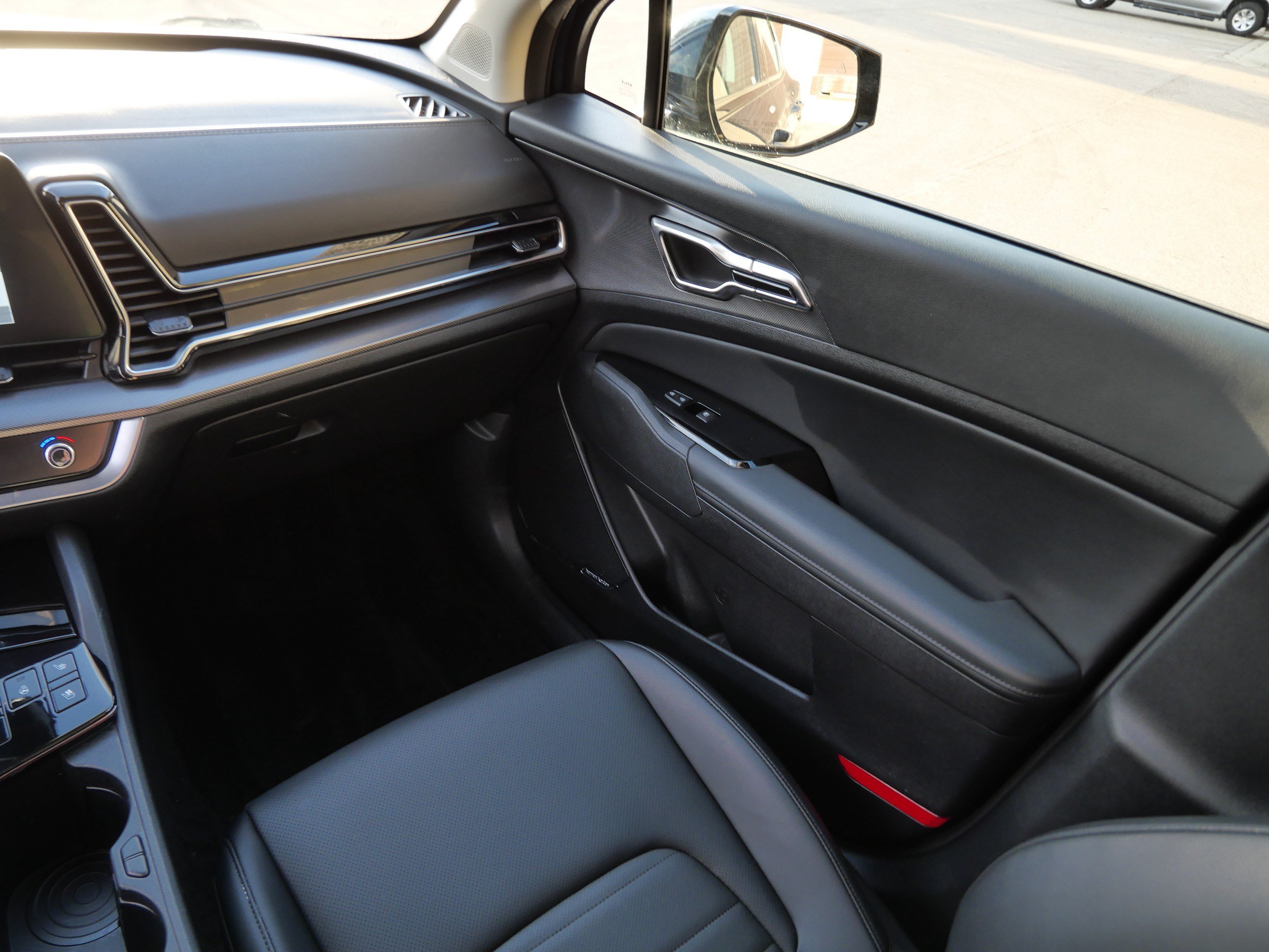 Used 2025 Kia Sportage SX Prestige AWD/4WD image 11