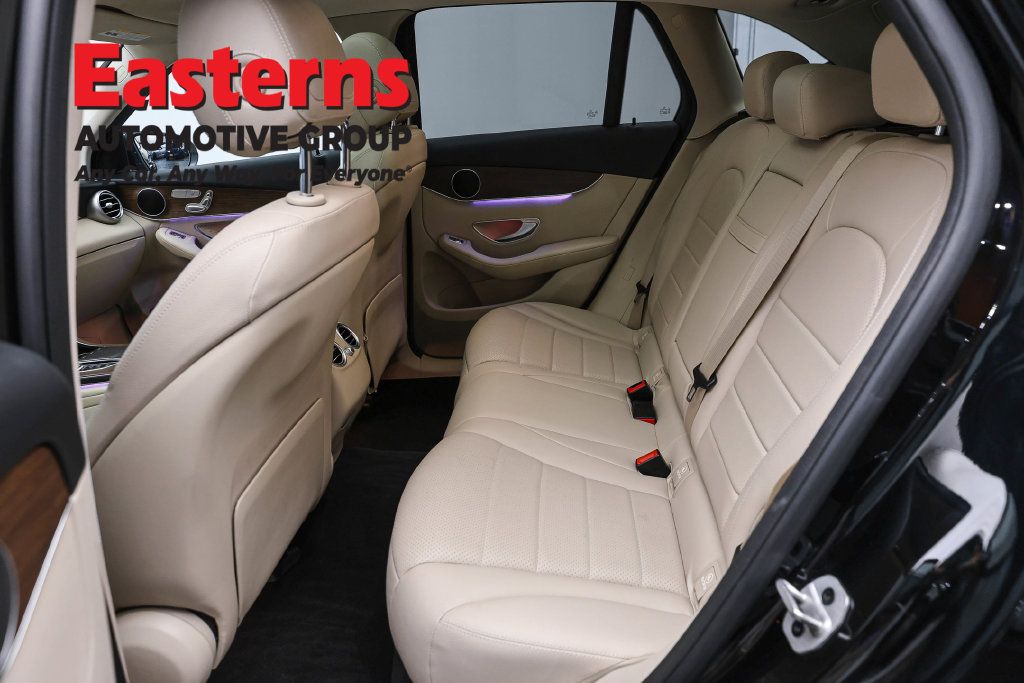 Used 2022 Mercedes-Benz GLC 300 4MATIC w/ Multimedia Package Lite image 24