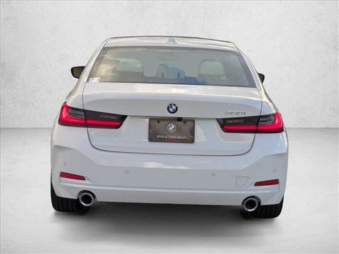 Used 2026 BMW 330i Sedan w/ Convenience Package RWD image 7