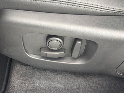 New 2026 Land Rover Range Rover Velar S image 24