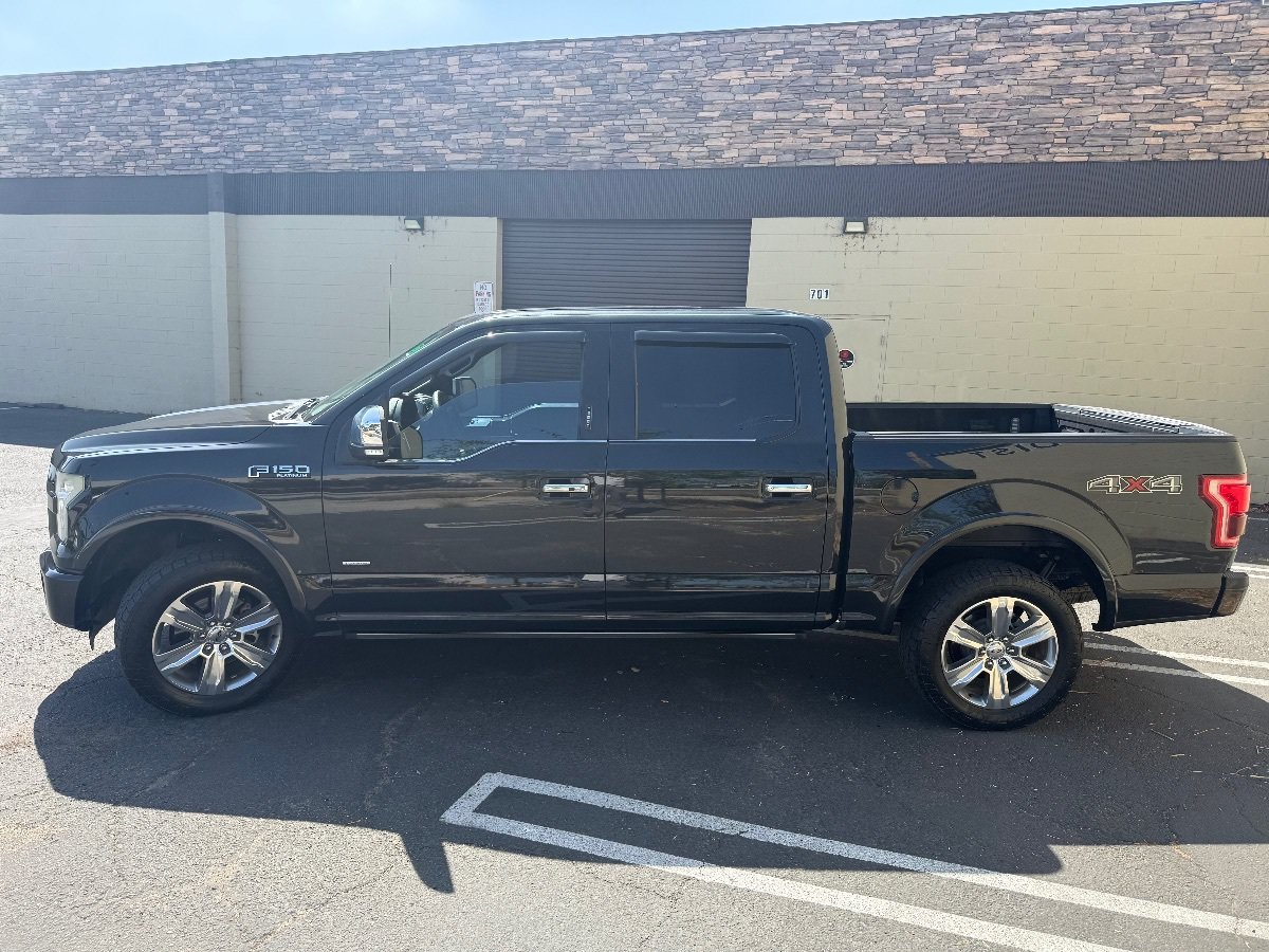 Used 2015 Ford F150 Platinum w/ Equipment Group 701A Luxury AWD/4WD image 3