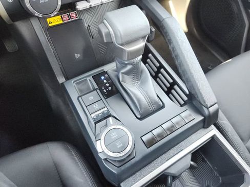 Certified 2025 Toyota Tacoma SR5 image 16