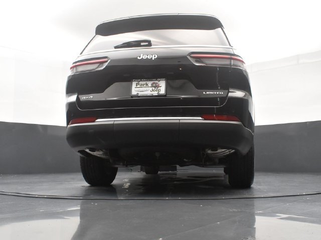 Used 2025 Jeep Grand Cherokee L Limited w/ Trailer Tow Package AWD/4WD image 23
