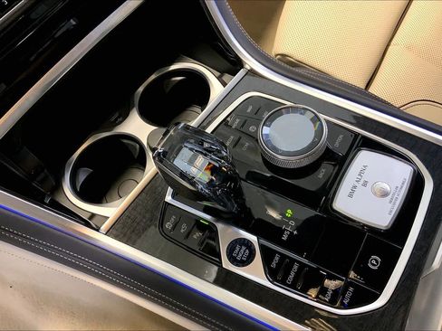 Used 2025 BMW ALPINA B8 xDrive Gran Coupe AWD/4WD image 16