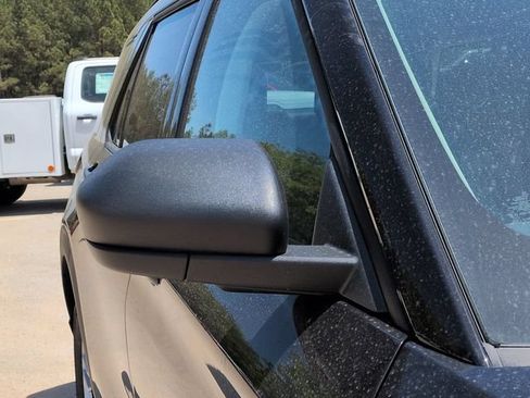 New 2026 Ford Explorer Active RWD image 11