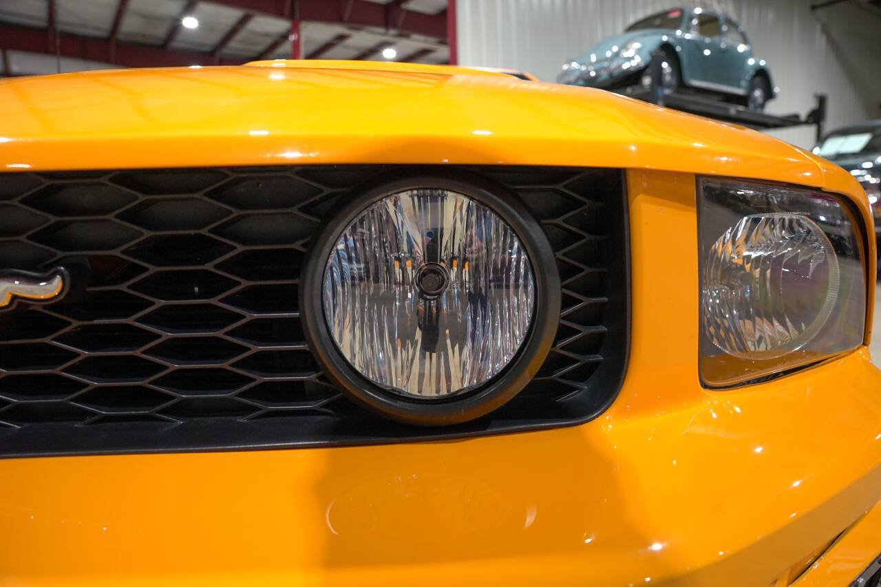 Used 2007 Ford Mustang GT Premium RWD image 36