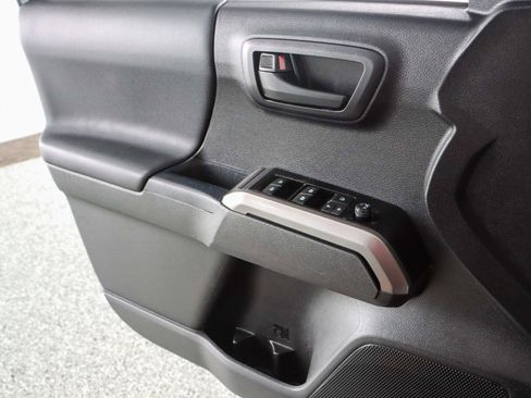 Used 2023 Toyota Tacoma 4x4 Double Cab image 23
