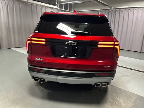 Used 2025 Chevrolet Traverse Z71 w/ Driver Confidence Package image 6