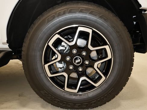 New 2025 Ford Bronco Outer Banks image 31