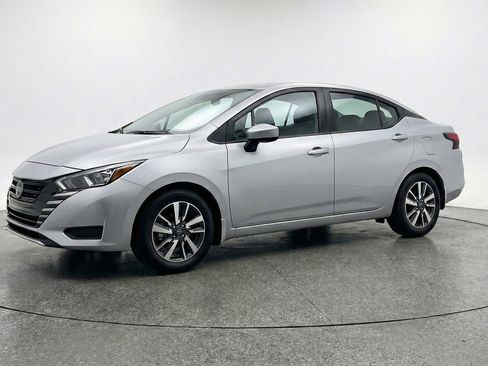 Used 2025 Nissan Versa SV FWD image 3