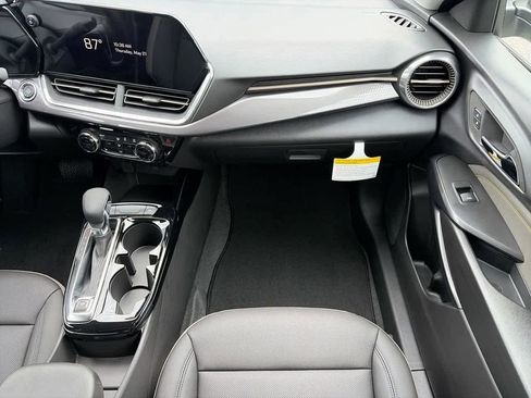 New 2026 Chevrolet Trax ACTIV w/ Driver Confidence Package FWD image 13