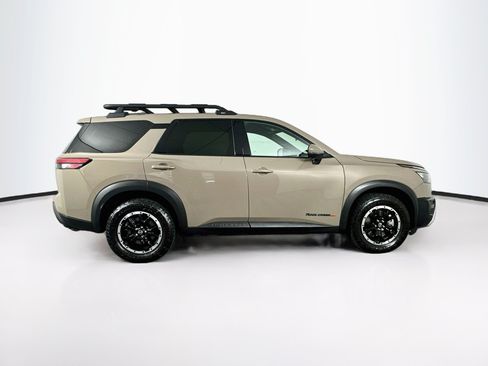 Used 2023 Nissan Pathfinder Rock Creek AWD/4WD image 10