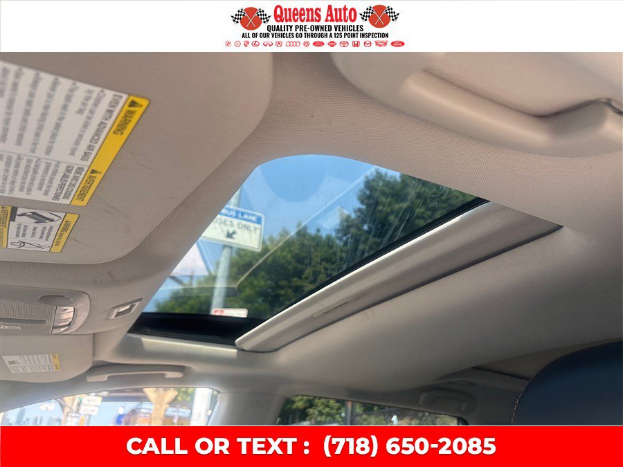 Used 2020 Nissan Pathfinder SL AWD/4WD image 13