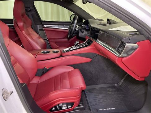 Used 2021 Porsche Panamera GTS image 23