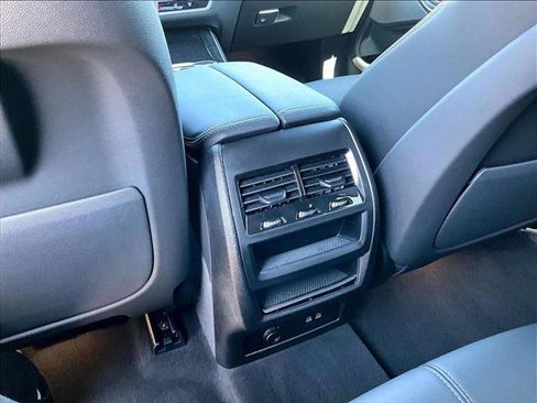 Used 2026 BMW X5 sDrive40i w/ M Sport Package RWD image 22