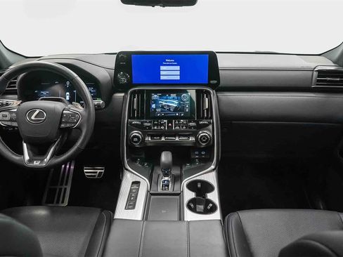 Used 2025 Lexus LX 700h F Sport image 12