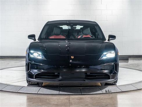 Certified 2025 Porsche Taycan 4S image 6