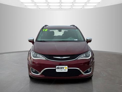 Used 2011 Chrysler Town & Country Touring-L w/ Entertainment Group #2 image 4