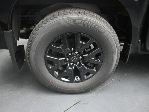 New 2026 Nissan Frontier SV w/ SV Convenience Package RWD image 20