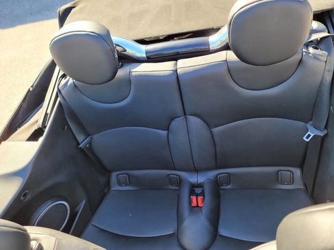 Used 2015 MINI Cooper S image 12