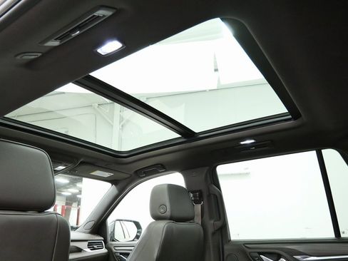 Used 2023 GMC Yukon Denali image 21