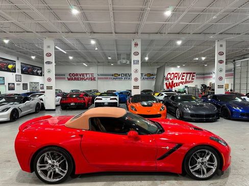 Used 2014 Chevrolet Corvette Stingray Convertible w/ 3LT Preferred Equipment Group RWD image 5