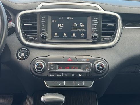 Used 2020 Kia Sorento EX image 22