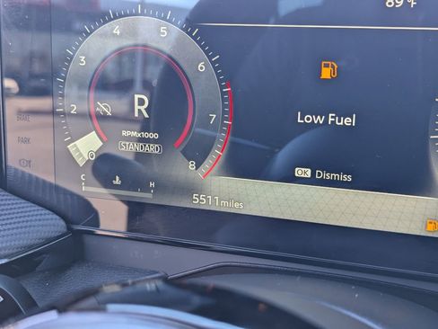 Certified 2025 Nissan Kicks SR image 31