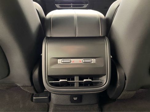 Used 2024 Lincoln Nautilus Reserve w/ Equipment Group 203A image 19