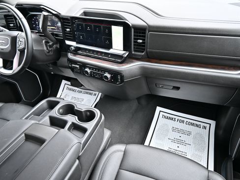 Used 2026 GMC Sierra 1500 SLT AWD/4WD image 21
