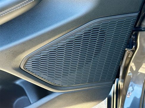 Used 2024 Jeep Grand Cherokee Limited w/ Black Appearance Package image 20