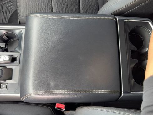 Used 2022 Ford F150 XLT w/ Equipment Group 302A High image 32