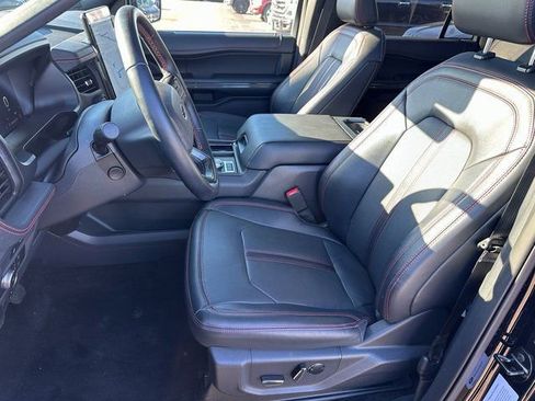 Used 2022 Ford Expedition Max Limited image 22