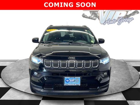 Certified 2022 Jeep Compass Latitude w/ Convenience Group AWD/4WD image 2