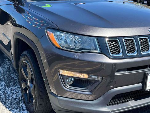 Used 2020 Jeep Compass Latitude w/ Popular Equipment Group image 7